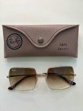 Ray Ban square 1971 classic sunglasses